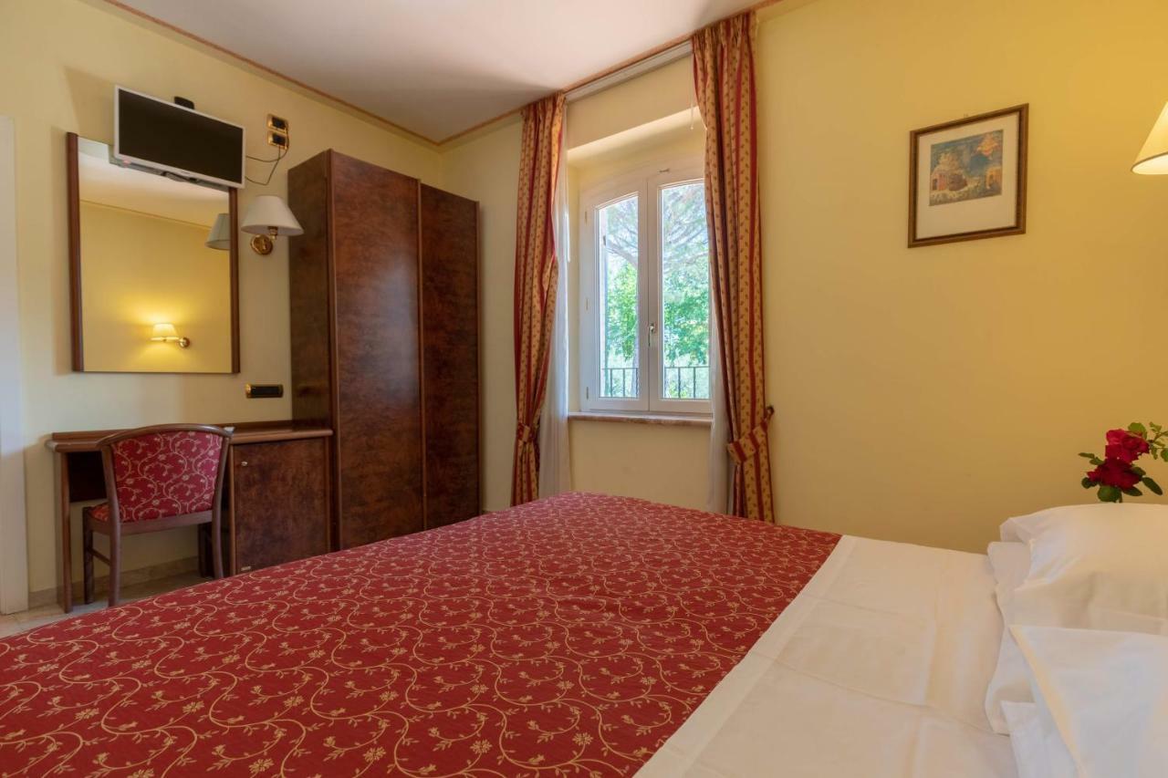Hotel Villa Elda Ασίζη Εξωτερικό φωτογραφία